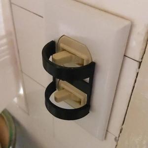 Dual light switch guard