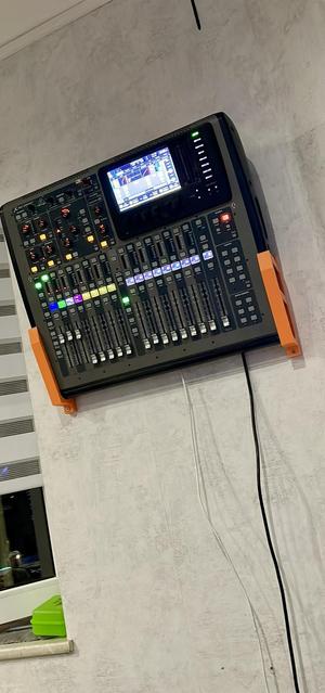 Behringer X32 Compact Wall Mount