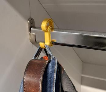 Wardrobe rail hook