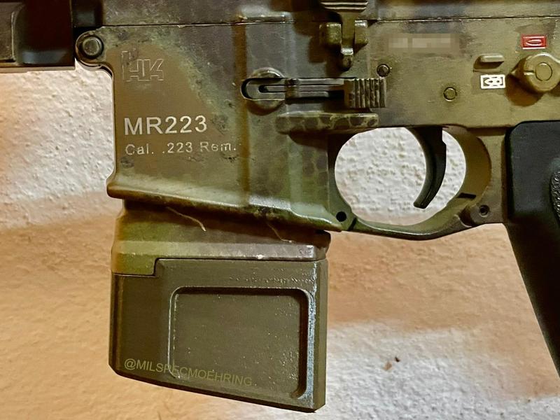 MagPul PMAG Extended Floorplate / Grip Extension