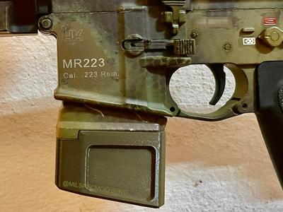 MagPul PMAG Extended Floorplate / Grip Extension