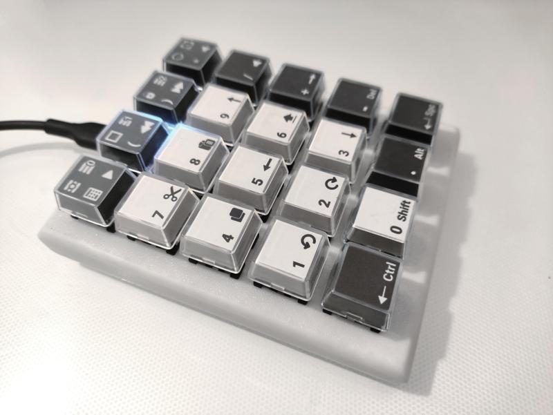 QMk-20keyMacroPad