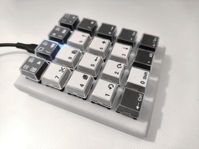QMk-20keyMacroPad