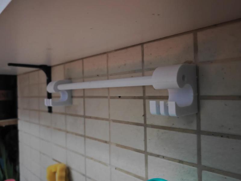 Towel rack (with hooks, infinitely extendable)