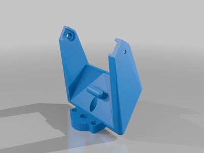 Modified to carry a SP Connect Stem Mount - Tracer 900 GT