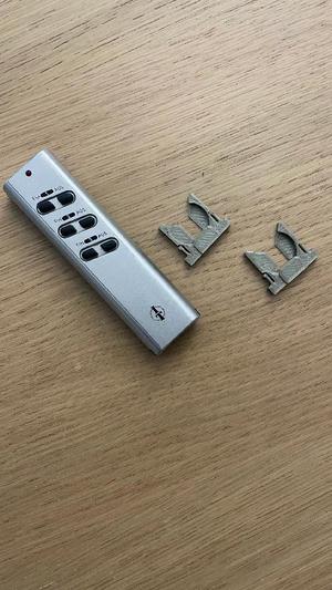 Battery holder for intertechno PAR-1000   