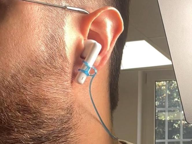Wireless Earphone Holder | Happy Running