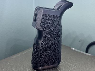DieFreeCo AR15 Grip Hollow