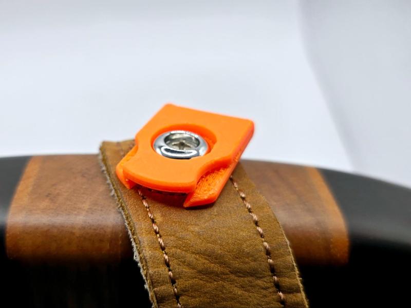 Guitar Strap Locking Clip