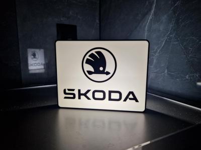 Skoda Lightbox Draft - wall/stand