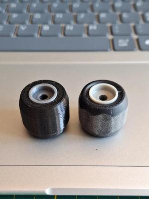 ROOMBA WHEEL   