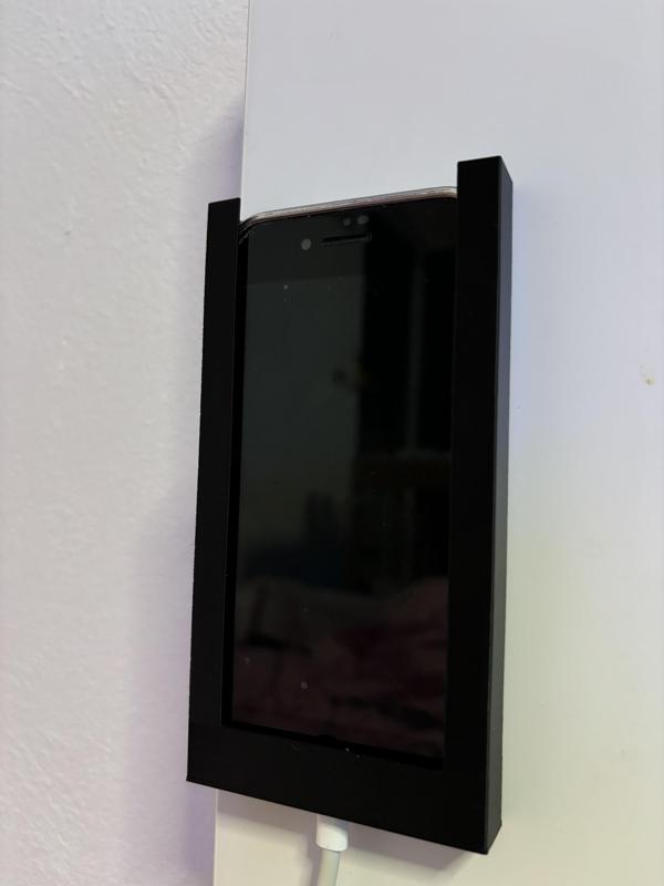 iPhone SE holder