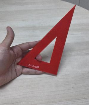 Esquadro 60/30 para desenho técnico