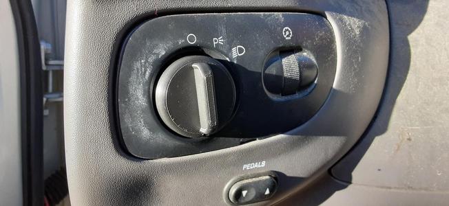 2001 Ford F150 Headlight Knob