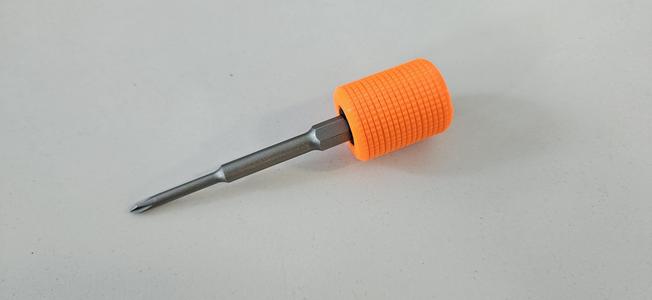 Finger torque wrench