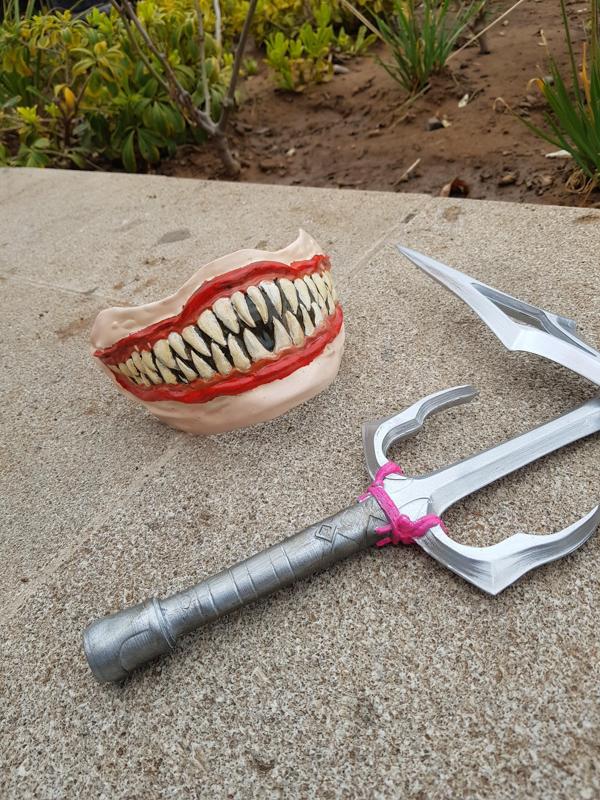 mileena mortal kombat weapons and mask
