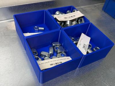 Simple bins for small (to medium) parts in 4 sizes