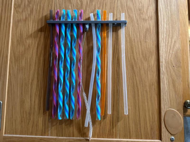 Reusable straw holder