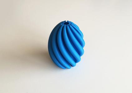 Twirl Vase 38