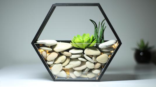 Hexa Vase