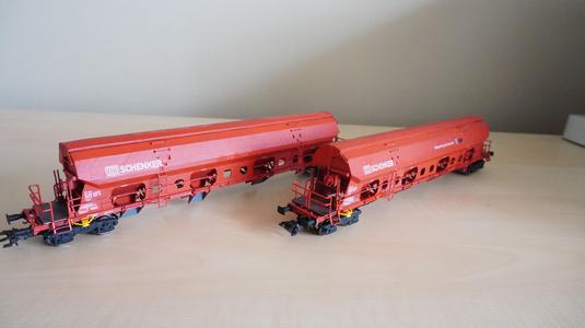 Pre supported Tads 960 self unloading freight car