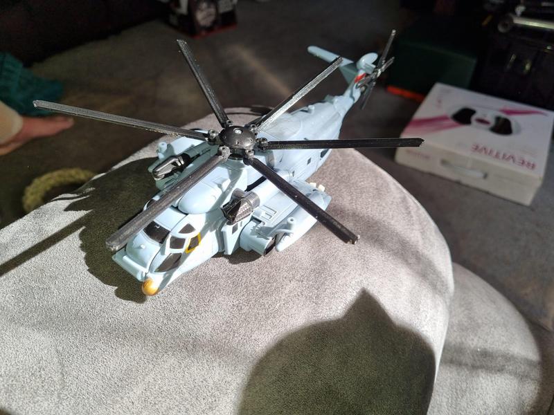 Blades for Blackout/Evac Voyager class Transformer