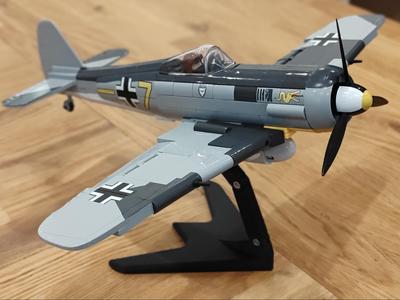 Universal Adjustable Model Airplane Stand