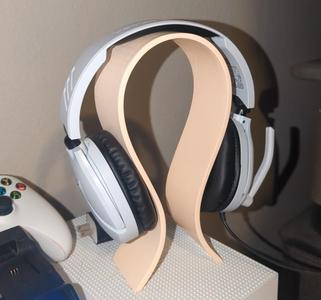 Sleek Modern Headset Stand