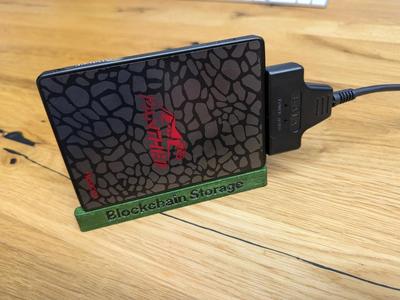 Blockchain Storage - SSD disk holder