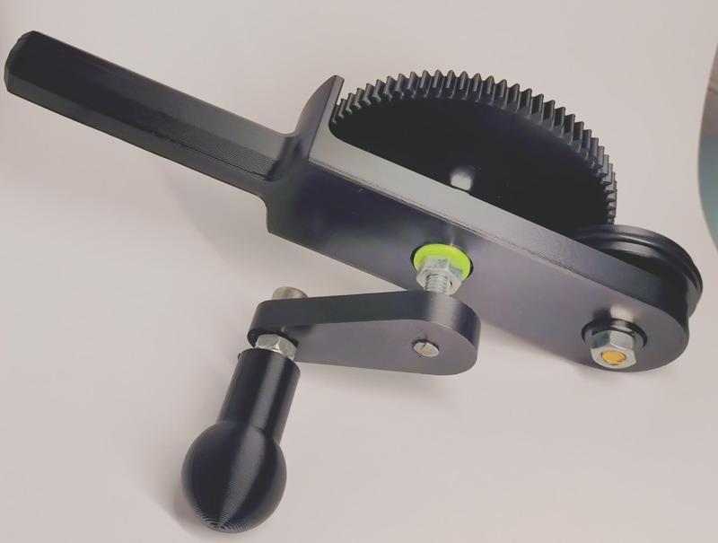 Hand crank can chiller. Cool a drink in 2 minutes!