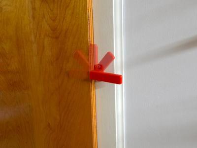 Latch (restrained hinge; no assembly required)