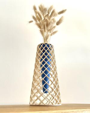 Funnel vase two parts