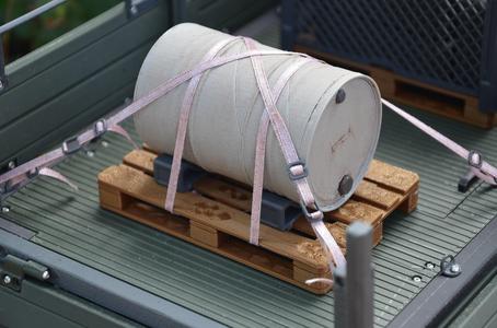 Euro Pallet Barrel Mount 1/10 scale