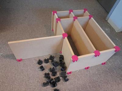 Wood corner joint