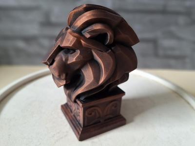 Modern-Lion-Bust