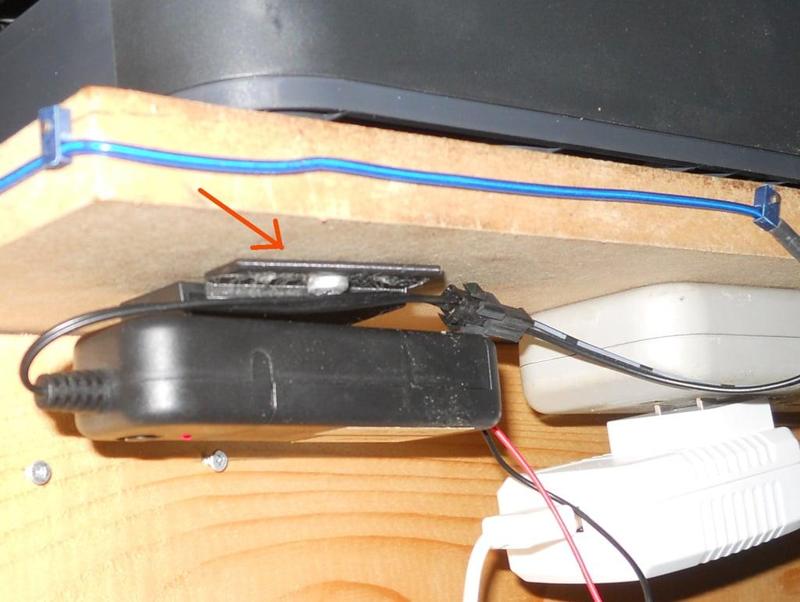 Electroluminescent Wire (Neon) Power Supply Holder