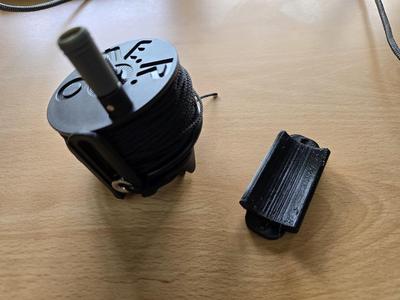 Reel Holder for Pneumatic Speargun