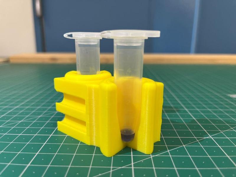 Connectable 5-mL tube stand