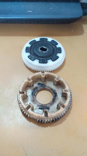 Mitsubishi Lancer 92 Gear lifts glass