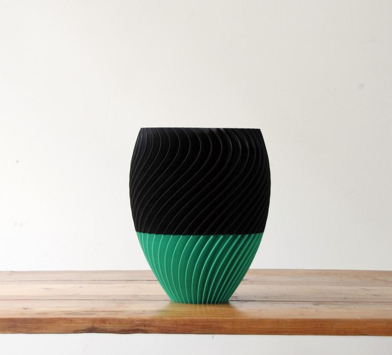 Large Parametric Vase