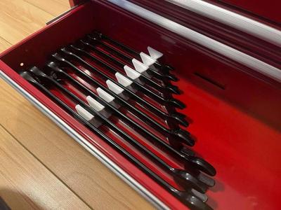 Wrench / Tool Organizer (Material Reduction, Optimization)