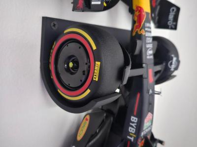 F1 RC 1:10 Scale Wall Mount