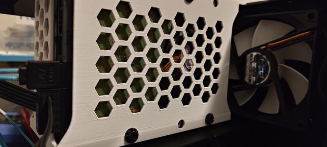 Fractal Node 304 HDD Cage