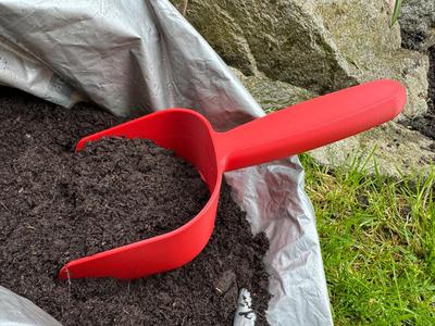 Scoop for soil, fertilizer, sand