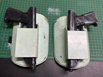 Death Watch Mandalorian thigh armor and holster