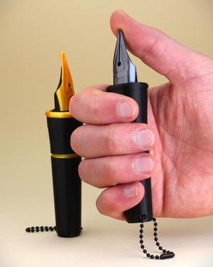 Fountain Pen Fidget Clicker Keychain