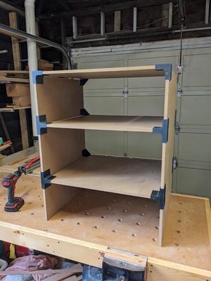Shelving bracket system