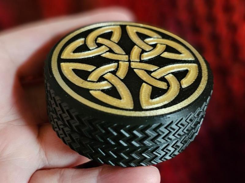 Round box with Celtic decorated lid
