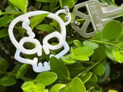 free to sell skull keychain 