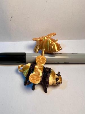Bumblebee keyring